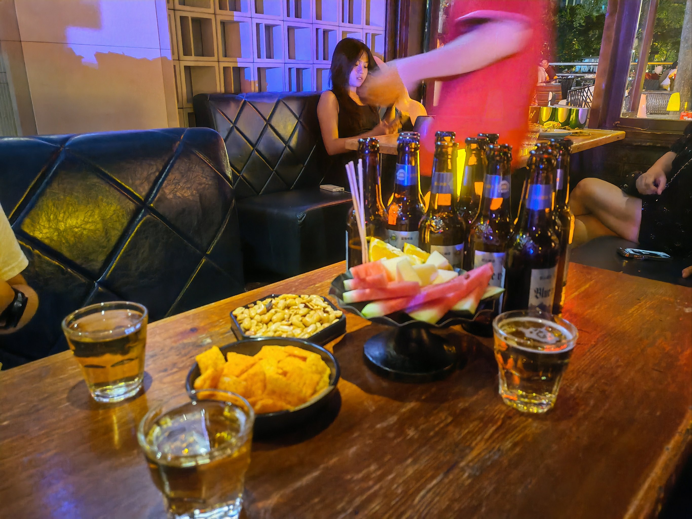 蚌埠商务KTV：中低端区别-蚌山区ktv预订